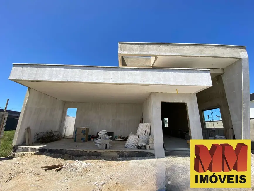 Foto 1 de Casa de Condomínio com 3 quartos à venda, 190m2 em Ogiva, Cabo Frio - RJ