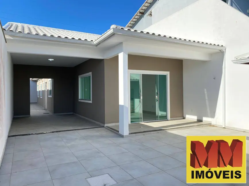 Casa com 2 quartos à venda, 150m2 em Cabo Frio - RJ - imagem 2 Foto 2 de Casa com 2 quartos à venda, 150m2 em Cabo Frio - RJ