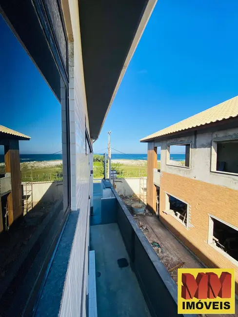 Foto 4 de Casa de Condomínio com 2 quartos à venda, 88m2 em Foguete, Cabo Frio - RJ