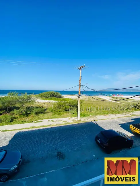 Foto 3 de Casa de Condomínio com 2 quartos à venda, 88m2 em Foguete, Cabo Frio - RJ