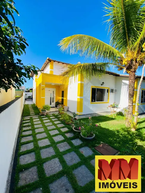 Foto 2 de Casa de Condomínio com 3 quartos à venda, 130m2 em Cabo Frio - RJ