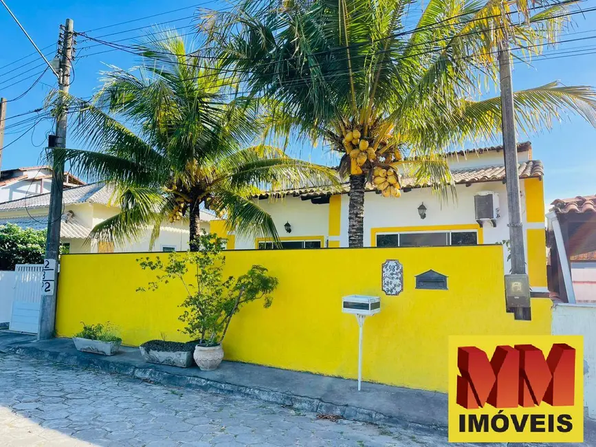 Foto 1 de Casa de Condomínio com 3 quartos à venda, 130m2 em Cabo Frio - RJ