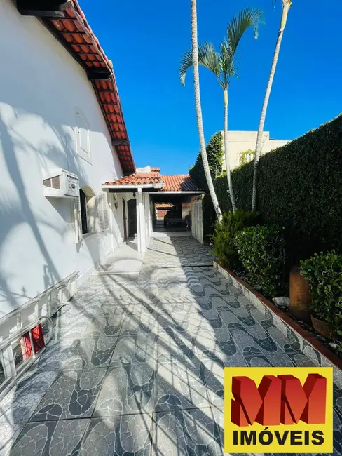 Foto 6 de Casa com 4 quartos à venda, 197m2 em Passagem, Cabo Frio - RJ