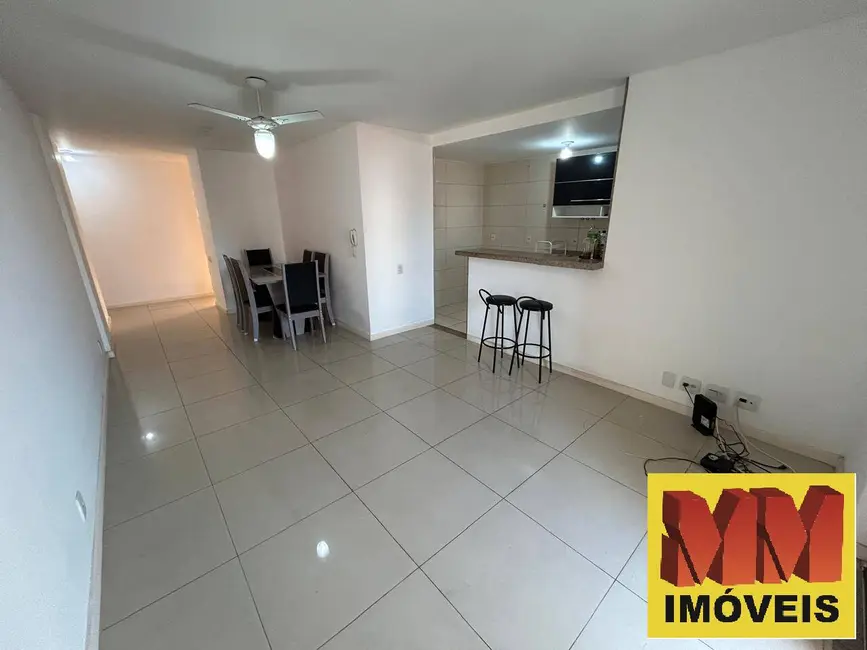 Foto 3 de Apartamento com 3 quartos para alugar, 100m2 em Braga, Cabo Frio - RJ