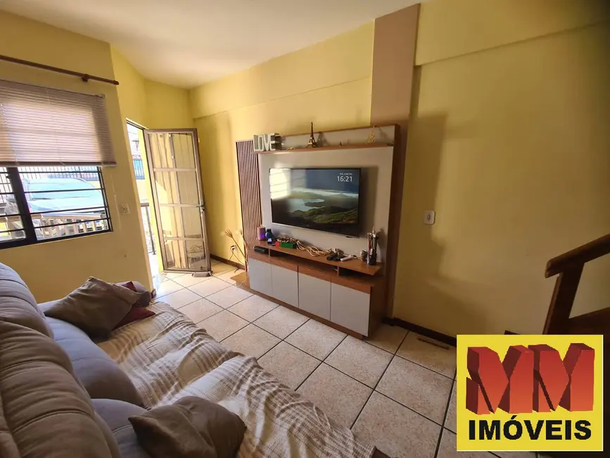 Foto 2 de Casa de Condomínio com 2 quartos à venda, 78m2 em Palmeiras, Cabo Frio - RJ