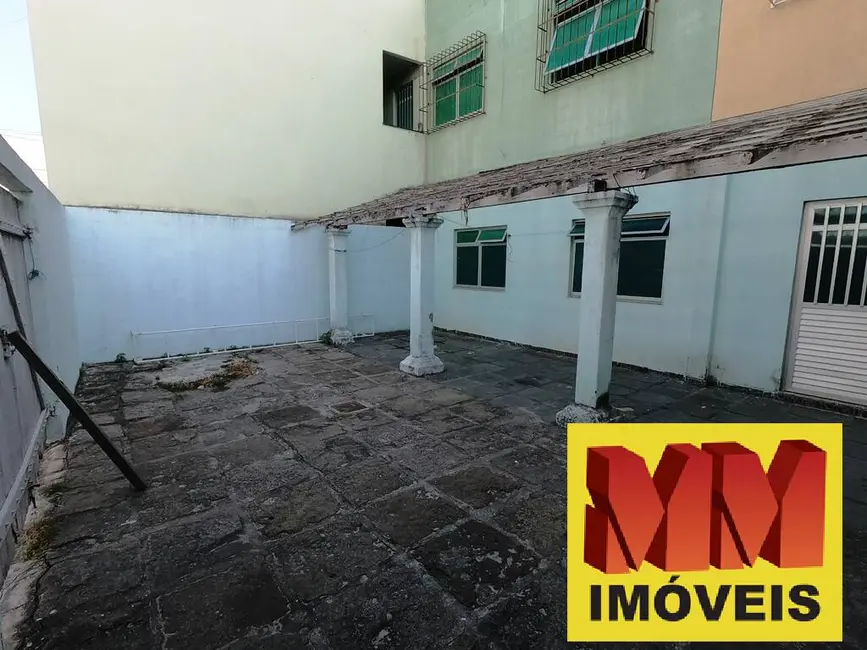 Foto 3 de Casa com 5 quartos à venda, 122m2 em Vila Nova, Cabo Frio - RJ