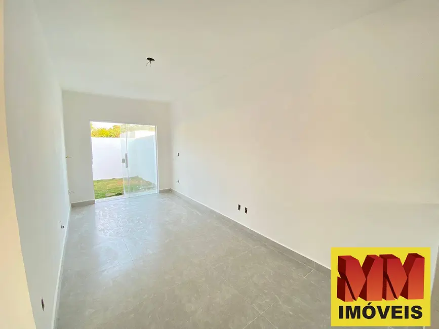 Foto 6 de Casa com 2 quartos à venda, 65m2 em Cabo Frio - RJ