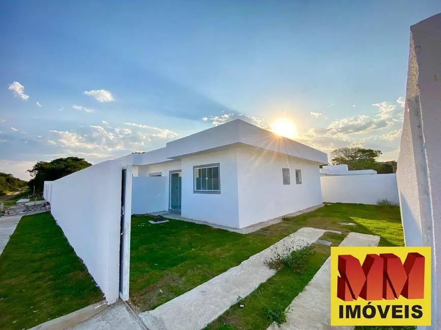 Foto 1 de Casa com 2 quartos à venda, 65m2 em Cabo Frio - RJ