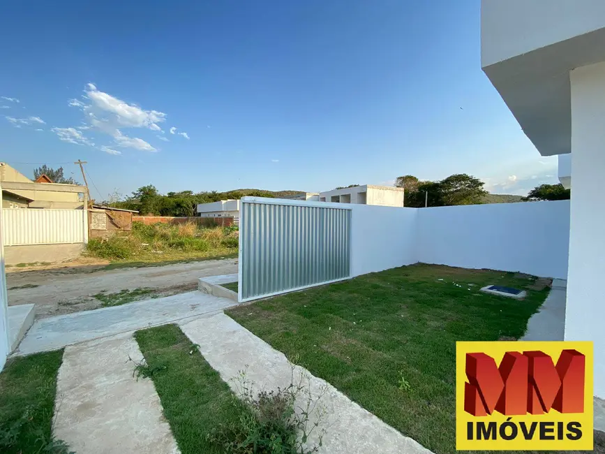 Foto 2 de Casa com 2 quartos à venda, 65m2 em Cabo Frio - RJ