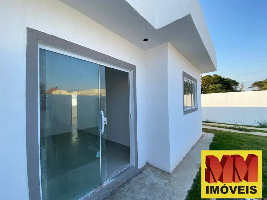Foto 3 de Casa com 2 quartos à venda, 65m2 em Cabo Frio - RJ