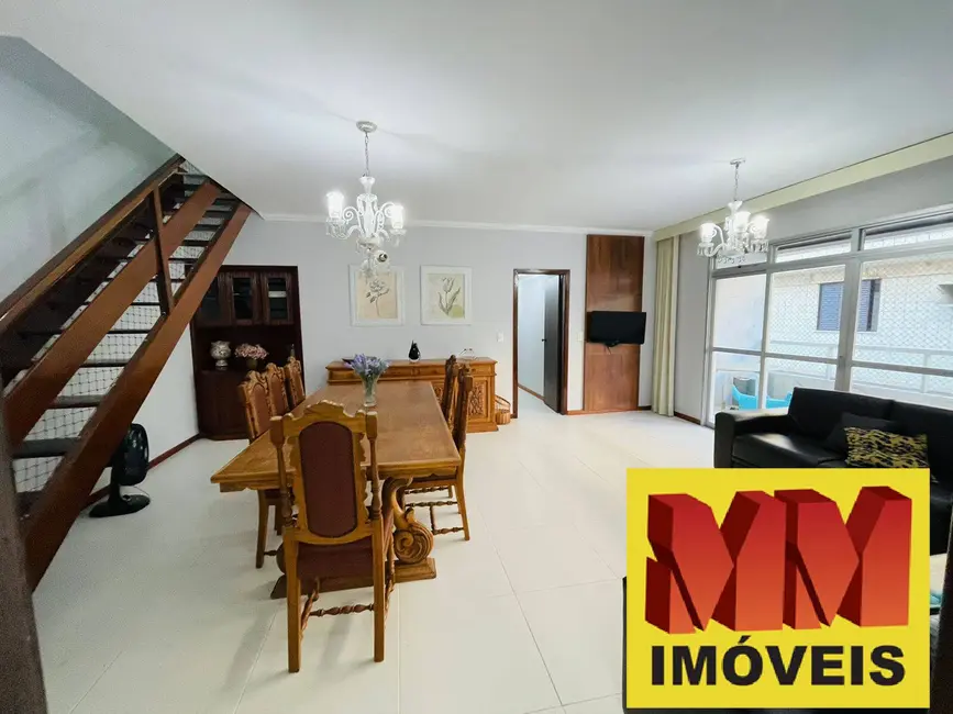 Cobertura com 5 quartos à venda, 300m2 em Algodoal, Cabo Frio - RJ - imagem 3 Foto 3 de Cobertura com 5 quartos à venda, 300m2 em Algodoal, Cabo Frio - RJ