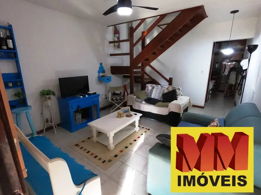 Foto 2 de Casa de Condomínio com 2 quartos à venda, 70m2 em Palmeiras, Cabo Frio - RJ