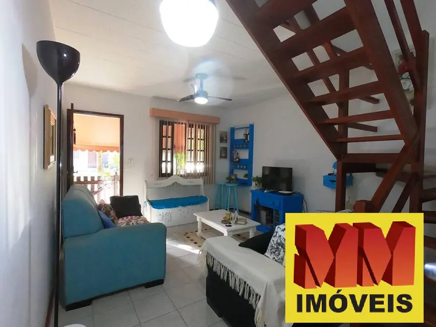 Foto 4 de Casa de Condomínio com 2 quartos à venda, 70m2 em Palmeiras, Cabo Frio - RJ