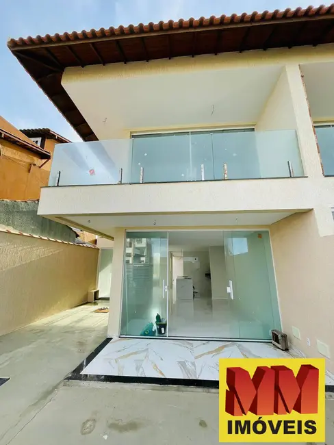 Foto 2 de Casa com 4 quartos à venda, 160m2 em Foguete, Cabo Frio - RJ