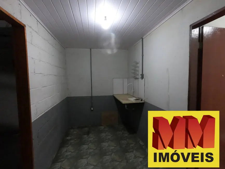 Armazém / Galpão à venda, 700m2 em Ponta do Ambrósio, Sao Pedro Da Aldeia - RJ - imagem 7 Foto 7 de Armazém / Galpão à venda, 700m2 em Ponta do Ambrósio, Sao Pedro Da Aldeia - RJ