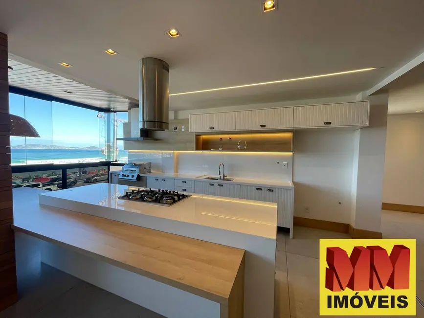 Apartamento com 3 quartos à venda, 260m2 em Centro, Cabo Frio - RJ - imagem 8 Foto 8 de Apartamento com 3 quartos à venda, 260m2 em Centro, Cabo Frio - RJ