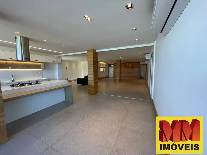 Apartamento com 3 quartos à venda, 260m2 em Centro, Cabo Frio - RJ - imagem 7 Foto 7 de Apartamento com 3 quartos à venda, 260m2 em Centro, Cabo Frio - RJ