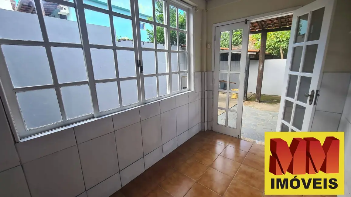 Foto 9 de Casa com 3 quartos à venda, 173m2 em Parque Burle, Cabo Frio - RJ