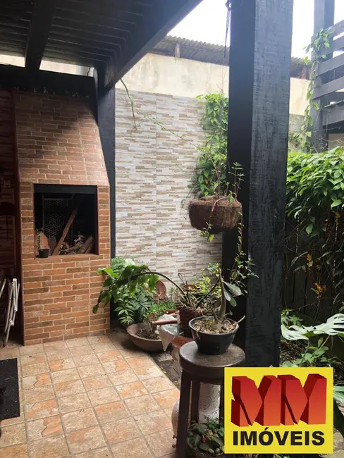 Casa com 3 quartos à venda, 90m2 em Arraial Do Cabo - RJ - imagem 8 Foto 8 de Casa com 3 quartos à venda, 90m2 em Arraial Do Cabo - RJ