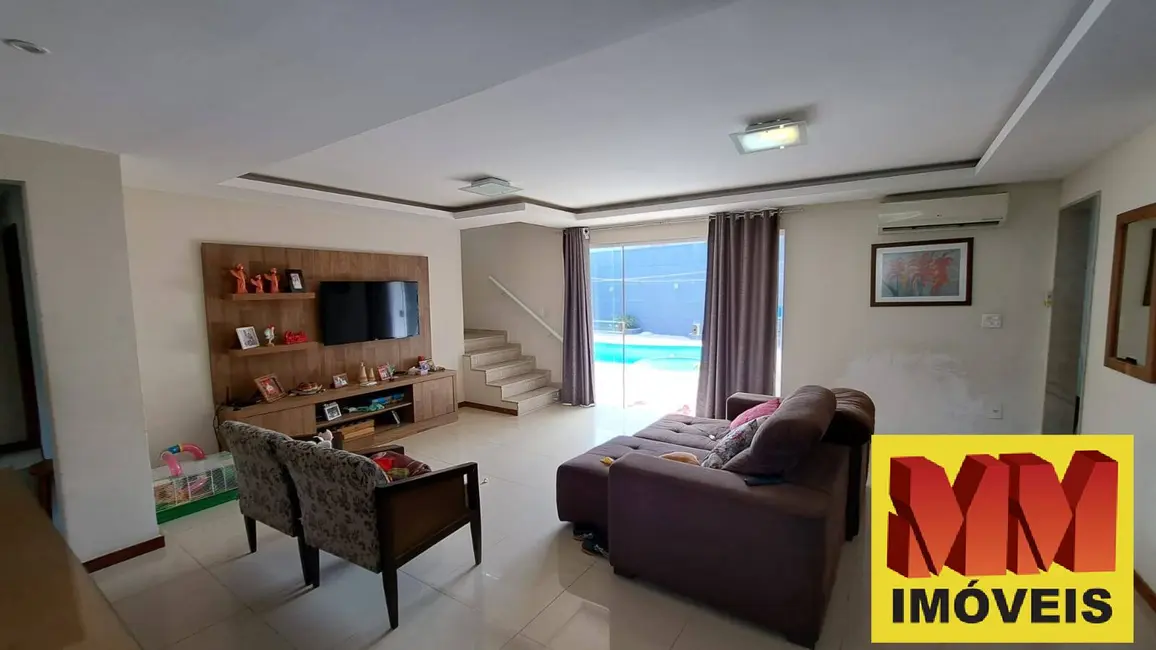 Foto 2 de Casa de Condomínio com 5 quartos à venda, 365m2 em Nova São Pedro, Sao Pedro Da Aldeia - RJ