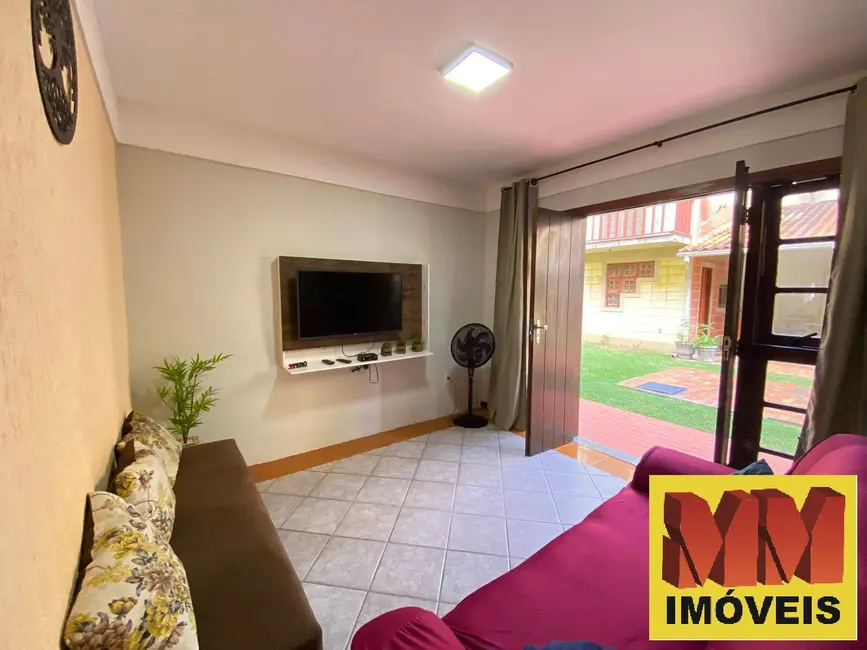 Casa de Condomínio com 2 quartos à venda, 145m2 em Peró, Cabo Frio - RJ - imagem 5 Foto 5 de Casa de Condomínio com 2 quartos à venda, 145m2 em Peró, Cabo Frio - RJ