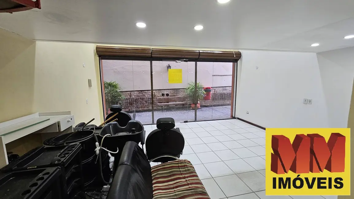 Loja para alugar, 30m2 em Centro, Cabo Frio - RJ - imagem 4 Foto 4 de Loja para alugar, 30m2 em Centro, Cabo Frio - RJ