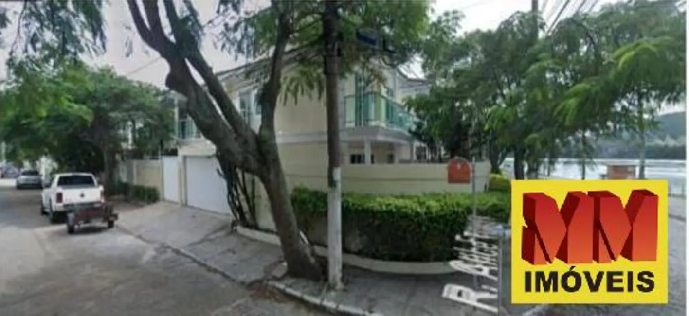 Foto 1 de Casa de Condomínio com 4 quartos à venda, 96m2 em Portinho, Cabo Frio - RJ