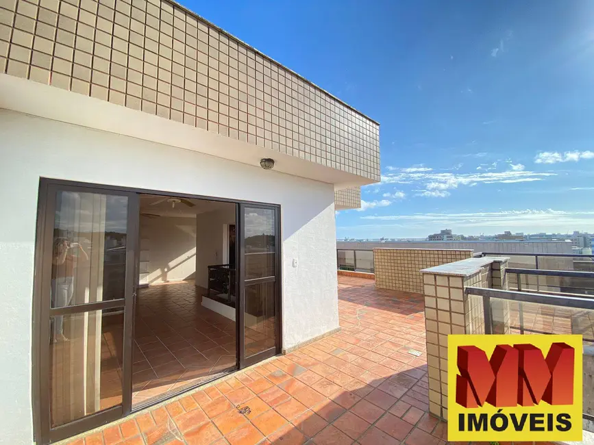 Foto 1 de Cobertura com 2 quartos à venda, 190m2 em Centro, Cabo Frio - RJ