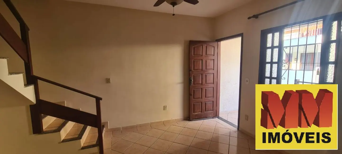 Casa de Condomínio com 2 quartos para alugar, 78m2 em Jardim Caiçara, Cabo Frio - RJ - imagem 5 Foto 5 de Casa de Condomínio com 2 quartos para alugar, 78m2 em Jardim Caiçara, Cabo Frio - RJ