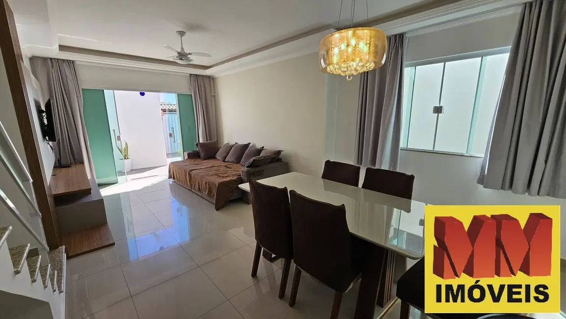 Foto 9 de Casa com 5 quartos à venda, 200m2 em Foguete, Cabo Frio - RJ