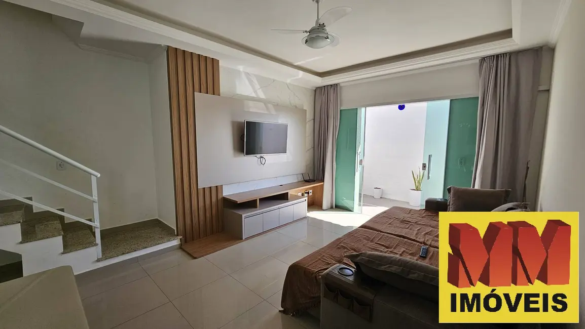 Foto 7 de Casa com 5 quartos à venda, 200m2 em Foguete, Cabo Frio - RJ