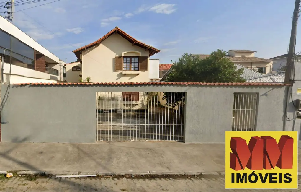 Foto 1 de Casa de Condomínio com 2 quartos para alugar, 41m2 em Jardim Excelsior, Cabo Frio - RJ