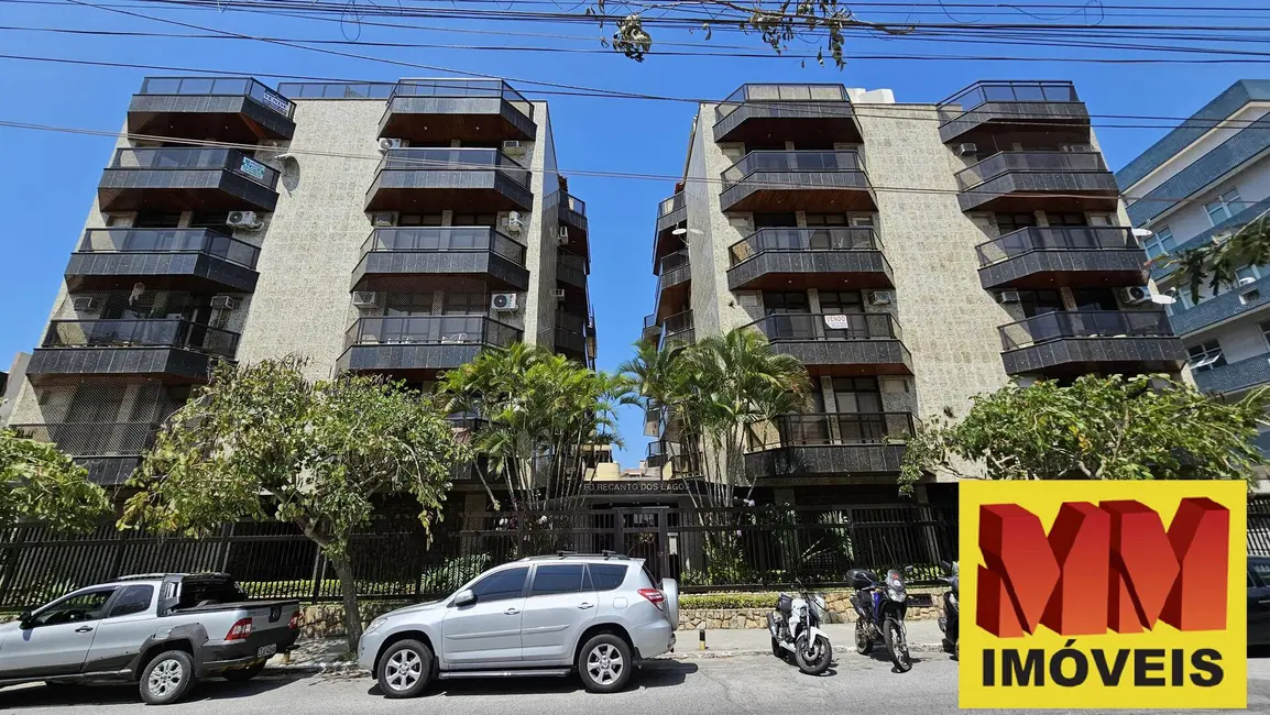 Foto 1 de Cobertura com 4 quartos à venda, 250m2 em Passagem, Cabo Frio - RJ