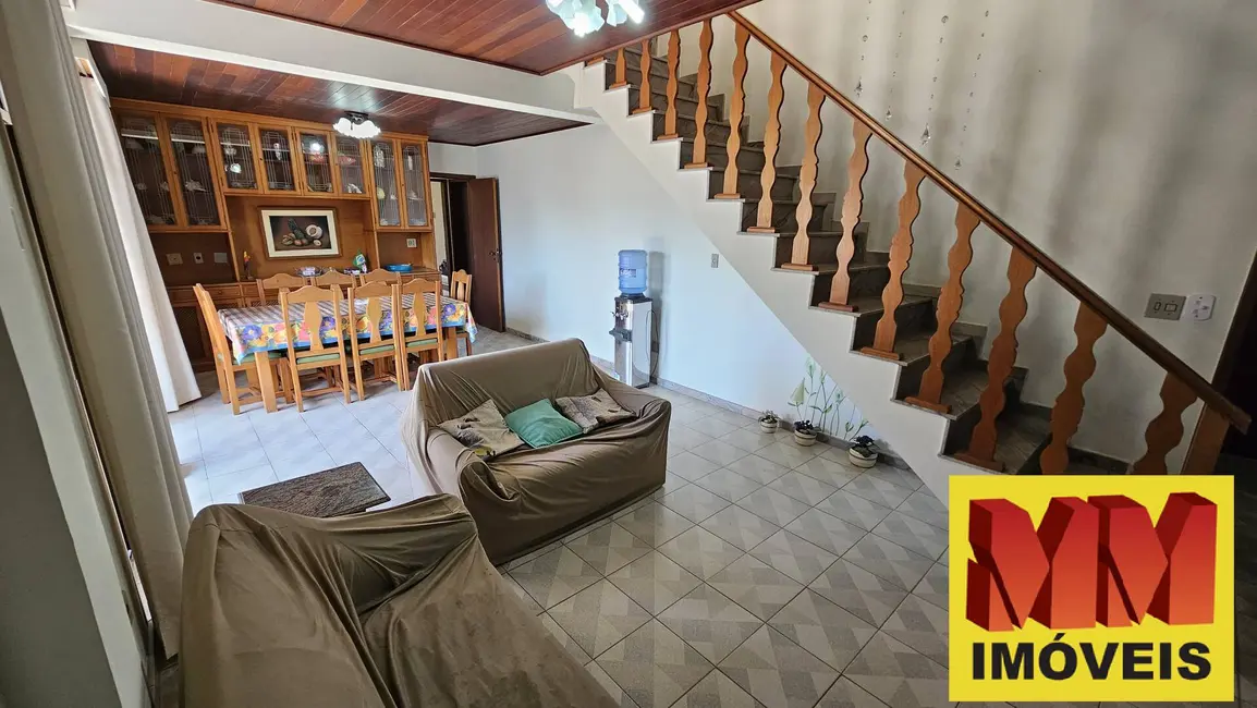 Cobertura com 4 quartos à venda, 250m2 em Passagem, Cabo Frio - RJ - imagem 7 Foto 7 de Cobertura com 4 quartos à venda, 250m2 em Passagem, Cabo Frio - RJ