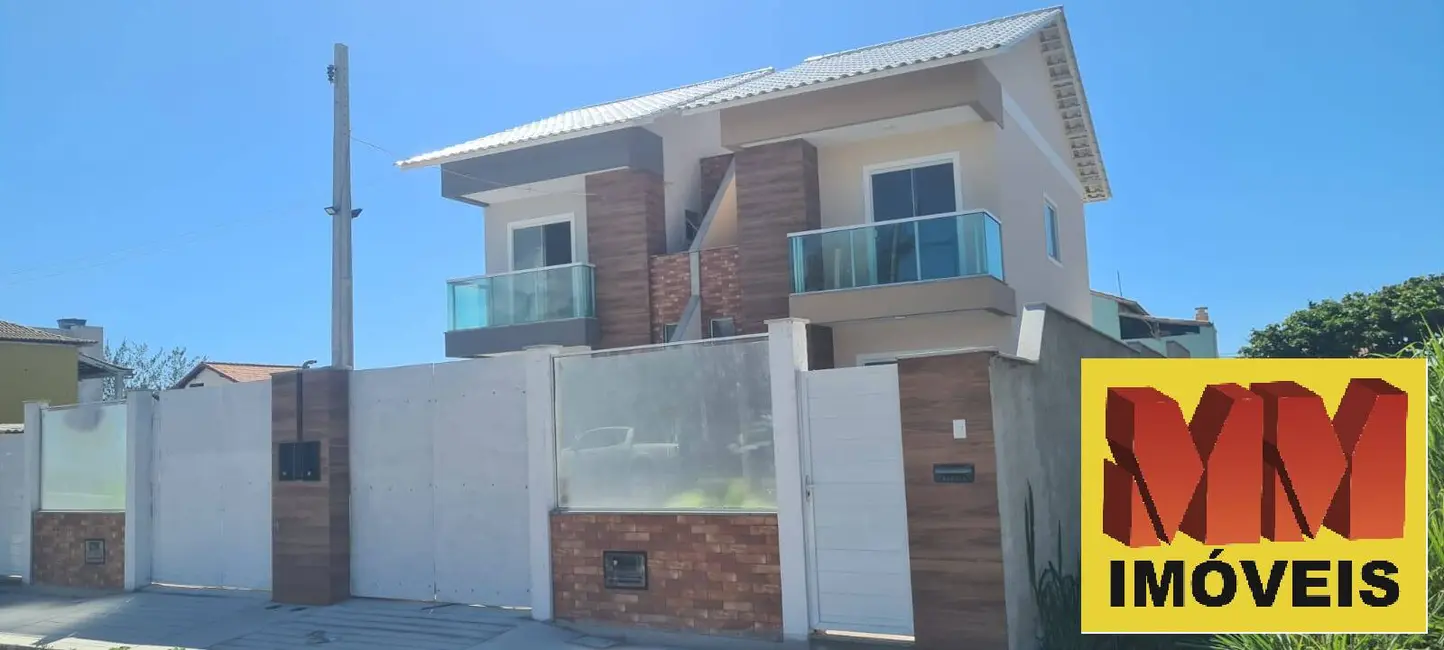 Foto 1 de Casa com 4 quartos à venda, 103m2 em Cabo Frio - RJ