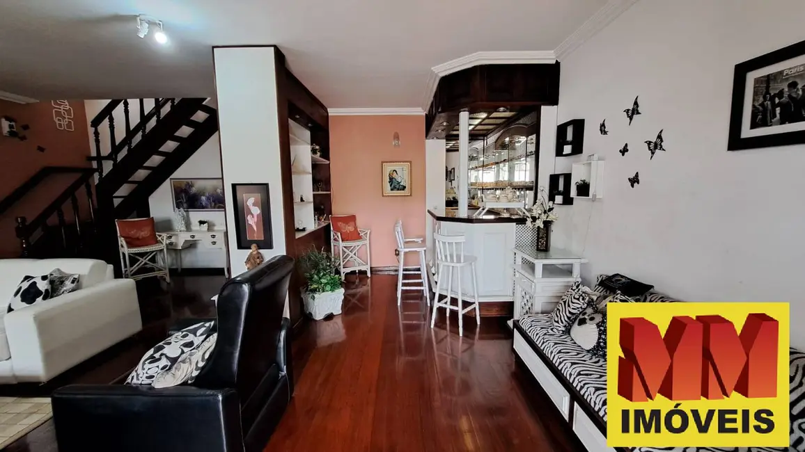 Casa com 4 quartos à venda, 342m2 em Parque Central, Cabo Frio - RJ - imagem 7 Foto 7 de Casa com 4 quartos à venda, 342m2 em Parque Central, Cabo Frio - RJ