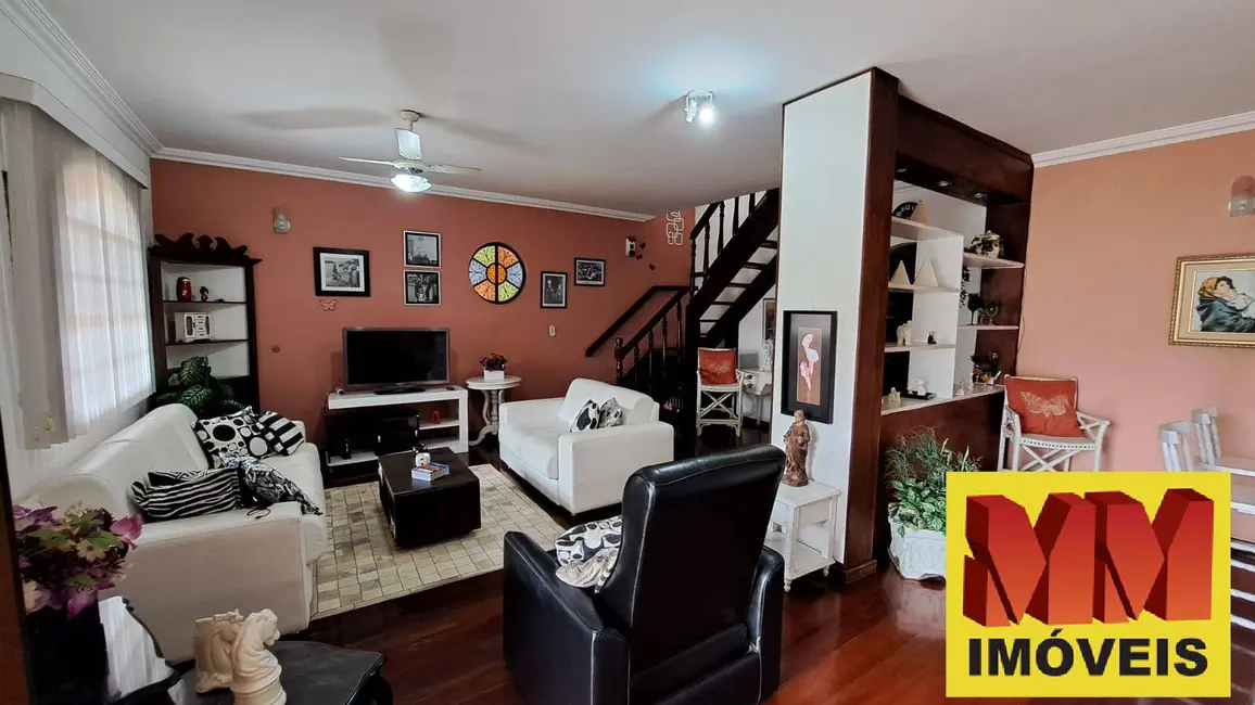 Casa com 4 quartos à venda, 342m2 em Parque Central, Cabo Frio - RJ - imagem 6 Foto 6 de Casa com 4 quartos à venda, 342m2 em Parque Central, Cabo Frio - RJ