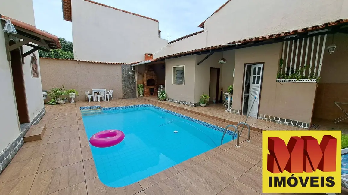 Casa com 4 quartos à venda, 342m2 em Parque Central, Cabo Frio - RJ - imagem 4 Foto 4 de Casa com 4 quartos à venda, 342m2 em Parque Central, Cabo Frio - RJ