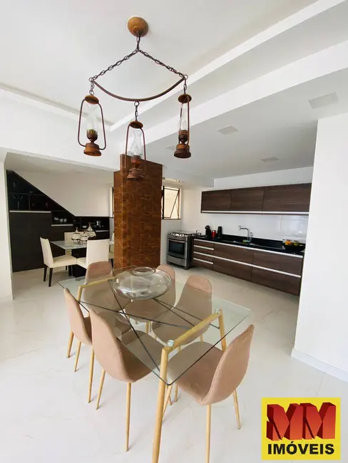 Cobertura com 4 quartos à venda, 187m2 em Algodoal, Cabo Frio - RJ - imagem 3 Foto 3 de Cobertura com 4 quartos à venda, 187m2 em Algodoal, Cabo Frio - RJ