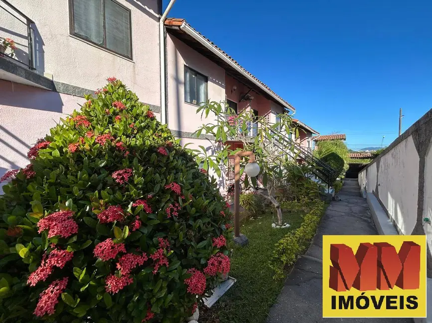 Casa de Condomínio com 2 quartos à venda e para alugar, 50m2 em Ogiva, Cabo Frio - RJ - imagem 4 Foto 4 de Casa de Condomínio com 2 quartos à venda e para alugar, 50m2 em Ogiva, Cabo Frio - RJ