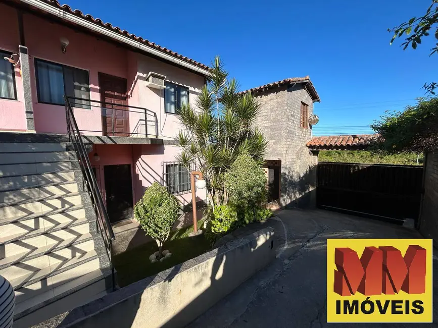 Foto 1 de Casa de Condomínio com 2 quartos à venda e para alugar, 50m2 em Ogiva, Cabo Frio - RJ