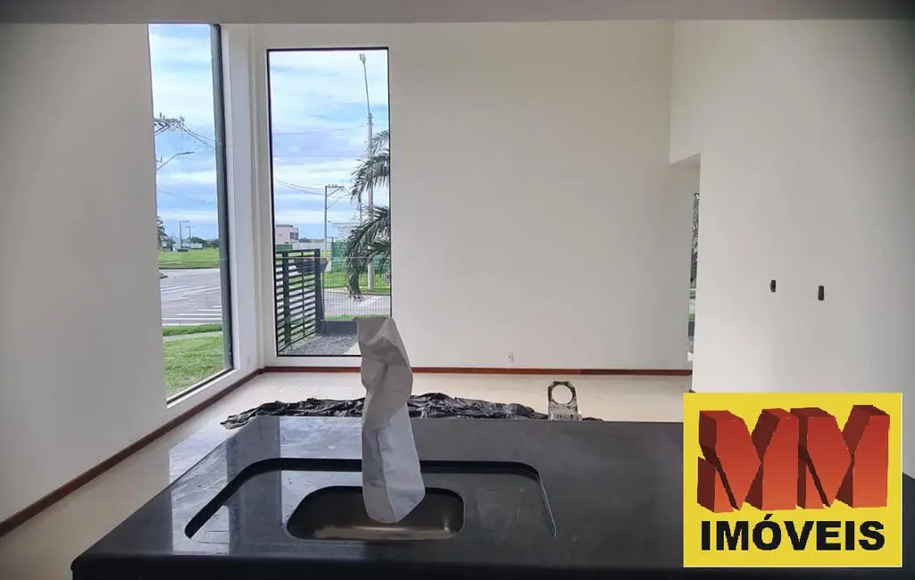 Foto 5 de Casa de Condomínio com 3 quartos à venda, 160m2 em Ogiva, Cabo Frio - RJ