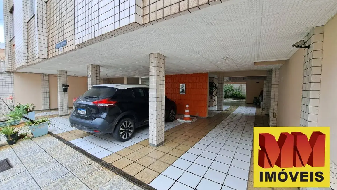 Foto 3 de Apartamento com 2 quartos à venda, 62m2 em Passagem, Cabo Frio - RJ