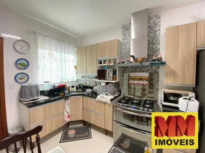 Foto 8 de Casa com 4 quartos à venda, 200m2 em Palmeiras, Cabo Frio - RJ