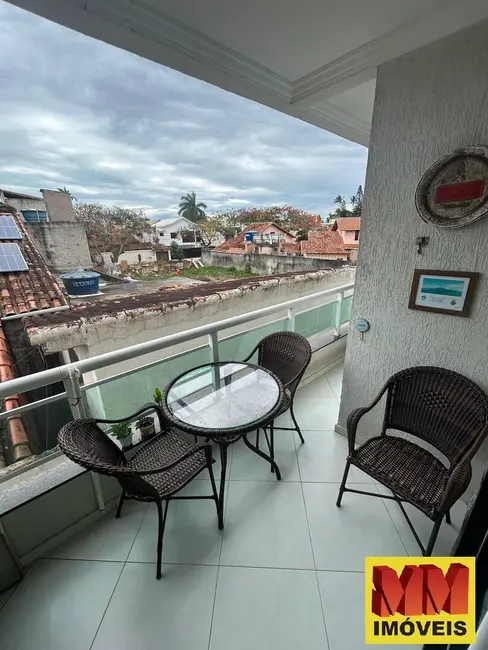 Casa de Condomínio com 2 quartos à venda, 90m2 em Palmeiras, Cabo Frio - RJ - imagem 3 Foto 3 de Casa de Condomínio com 2 quartos à venda, 90m2 em Palmeiras, Cabo Frio - RJ