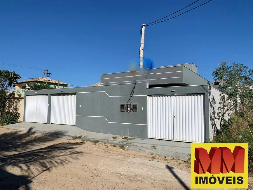 Foto 2 de Casa com 2 quartos à venda, 60m2 em Cabo Frio - RJ