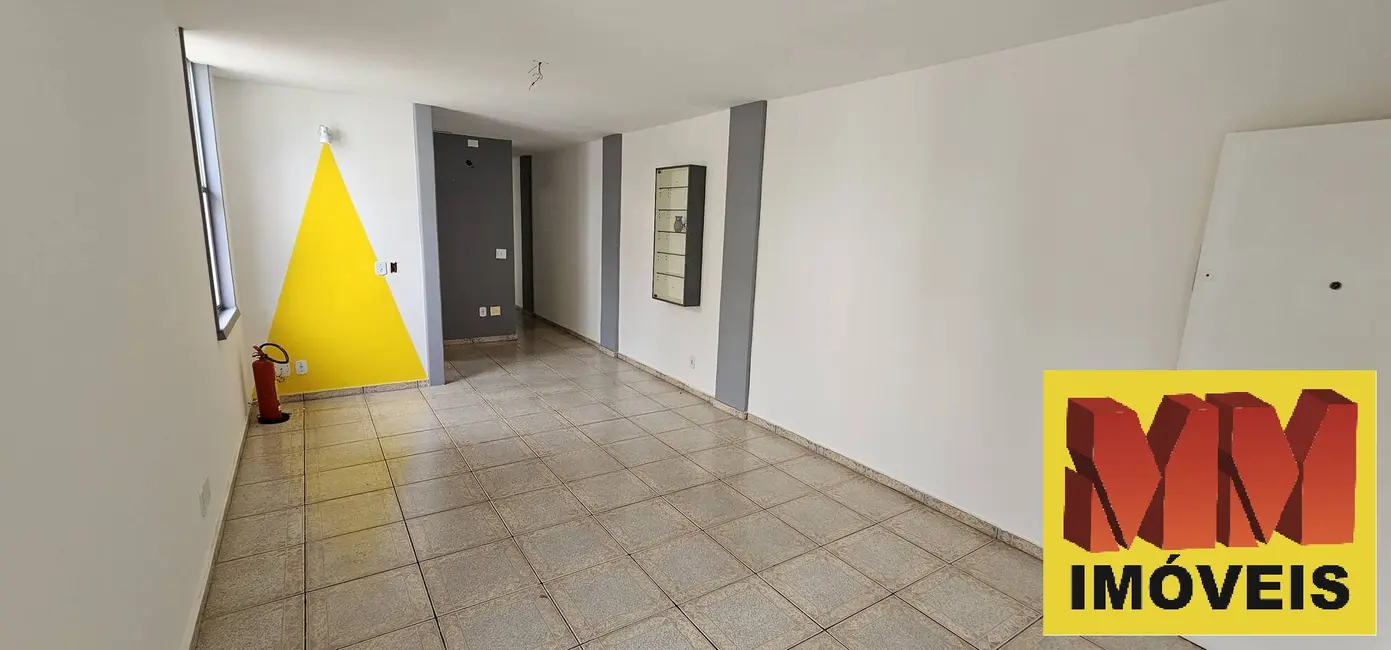 Foto 3 de Apartamento com 2 quartos à venda, 70m2 em Braga, Cabo Frio - RJ