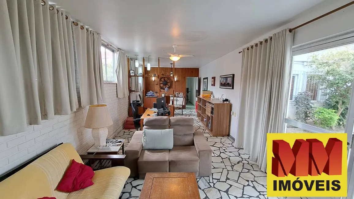 Foto 8 de Casa com 6 quartos à venda, 250m2 em Portinho, Cabo Frio - RJ