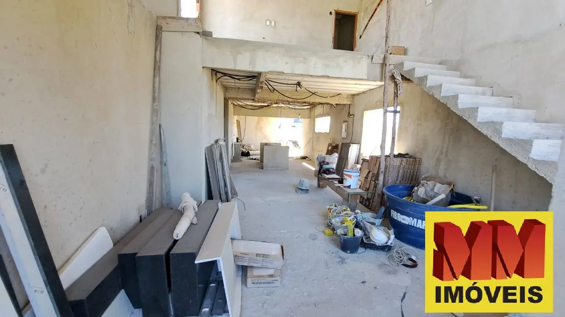 Foto 2 de Casa de Condomínio com 3 quartos à venda, 212m2 em Cabo Frio - RJ