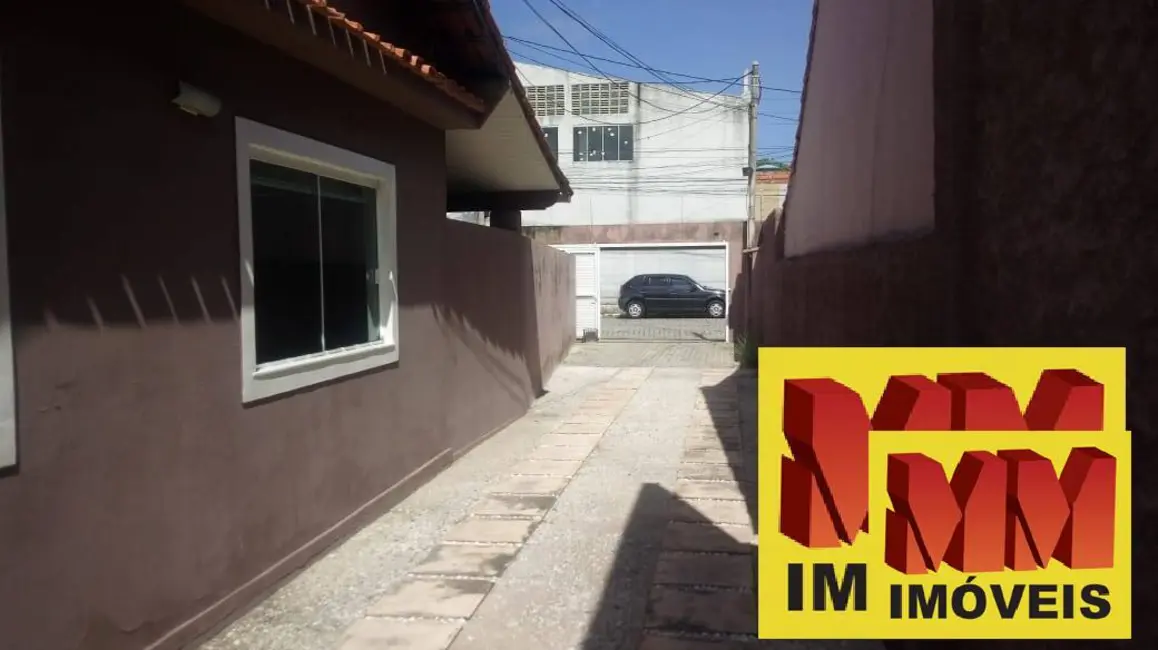 Foto 4 de Casa com 5 quartos à venda, 160m2 em Parque Burle, Cabo Frio - RJ